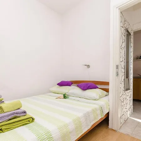 Vjeka Appartement *